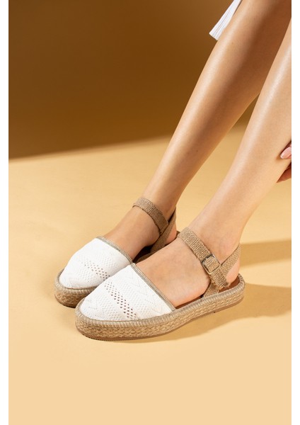 Tokalı Hasır Desenli Comfort Taban Triko Kadın Sandalet 67-102-24