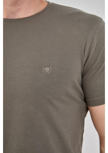 Erkek Basic T- Shirt indirimleri