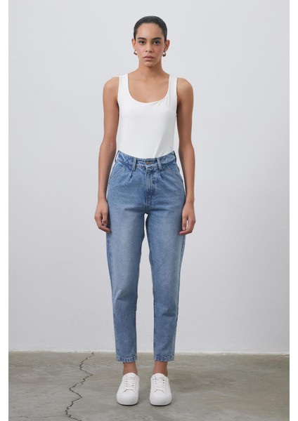 Yıkamalı Düz Kesim Yüksek Bel Denim Pantolon Açık Mavi fırsatları