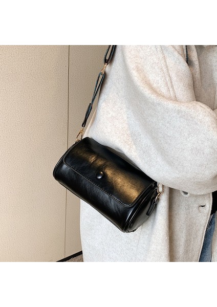 2024 Yeni Moda Çok Yönlü Geniş Omuz Çapraz Askılı Çanta Sıcak Stil Silindirik Çanta (Yurt Dışından)