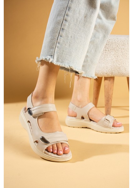 Deri Görünümlü Comfort Taban Çift Bantlı Kadın Sandalet 59-78-24 modelleri