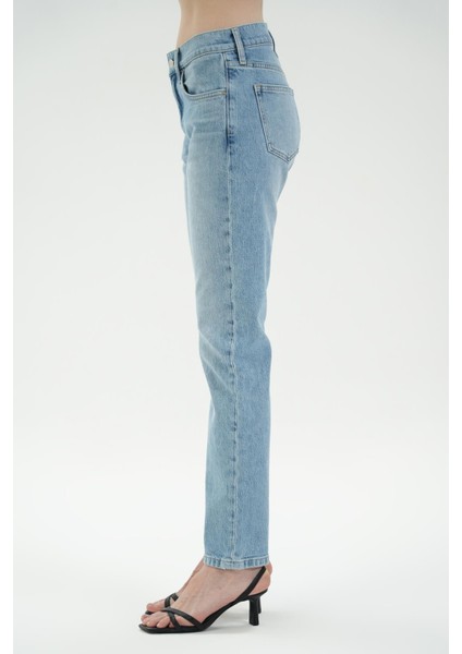 Ariana Açık Mavi Normal Bel Patı Fermuarlı Mom Jean Pantolon C 4525-174 modelleri