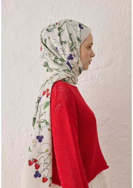 Strawberry Desen Şal Ekru