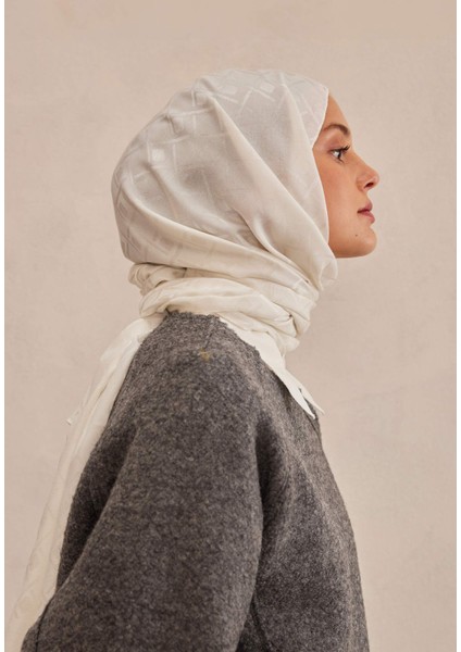 Porto Jakarlı Şal Inci fırsatları