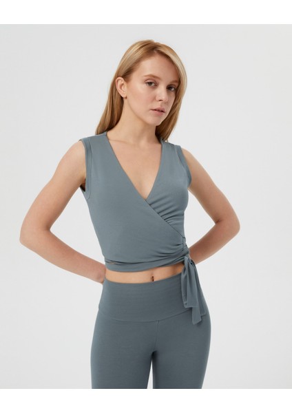 Mavi Gri Anvelop Belden Bağlamalı Kolsuz Crop Bluz
