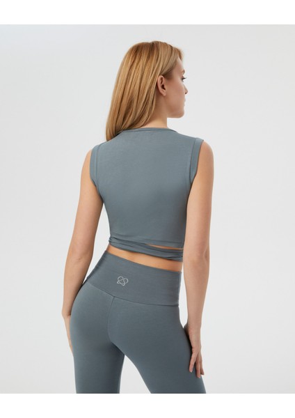 Mavi Gri Anvelop Belden Bağlamalı Kolsuz Crop Bluz