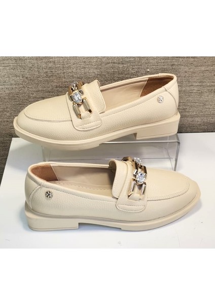 217 Kadın Taşlı Tokalı Kısa Topuklu Casual Ayakkabı Bej modelleri