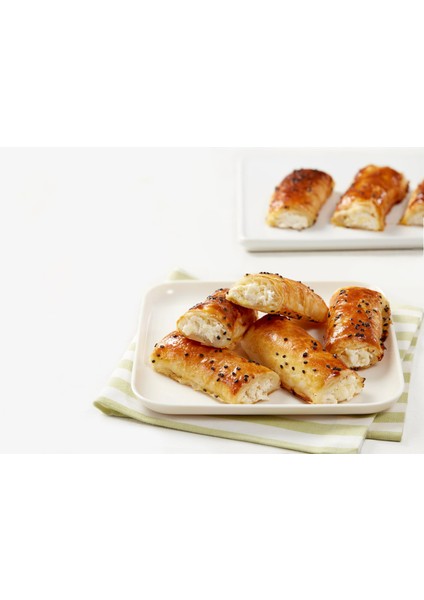 Çengelköy Dondurulmuş Peynirli Rulo Börek (3000G) + 7 Adet Dondurulmuş Karışık Kuru Poğaça