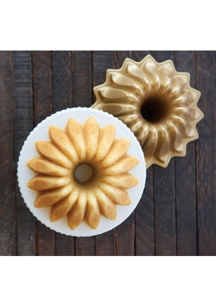 Nordicware Lotus Bundt Kek Kalıbı (84177)