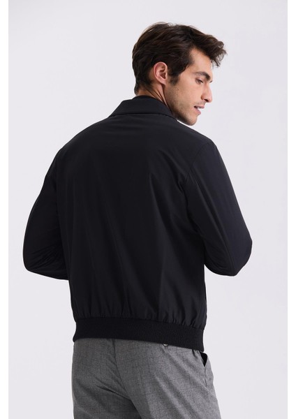 Siyah Comfort Fit Berberi Yaka Mevsimlik Mont