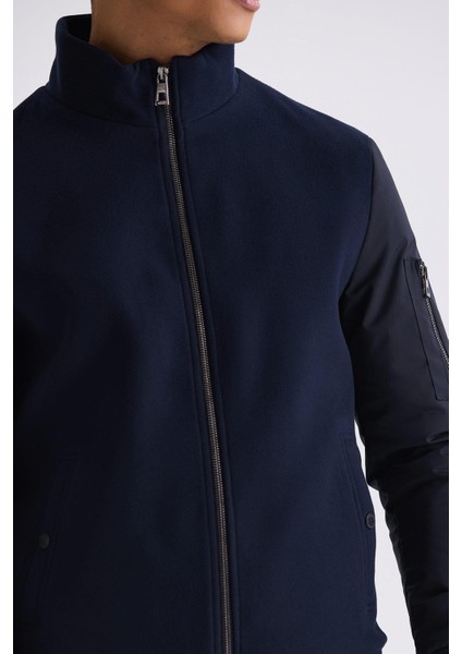 Lacivert Regular Fit Hakim Yaka Fermuarlı Kışlık Mont modelleri