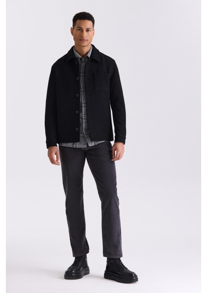 Siyah Slim Fit Berberi Yaka Yünlü Kaşe Kaban