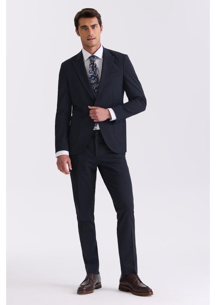 Lacivert Slim Fit Sivri Yaka Strech Çizgili Jogger Takım Elbise