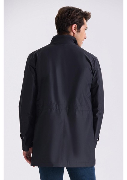 Siyah Regular Fit Hakim Yaka Mont modelleri