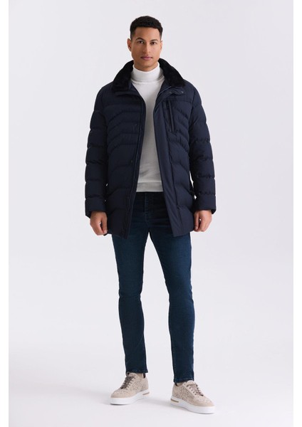 Lacivert Regular Fit Yaka Kürklü Kışlık Mont Mont fiyatları