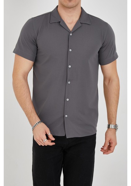 Erkek Slim Fit Polycotton Kısa Kol Gömlek