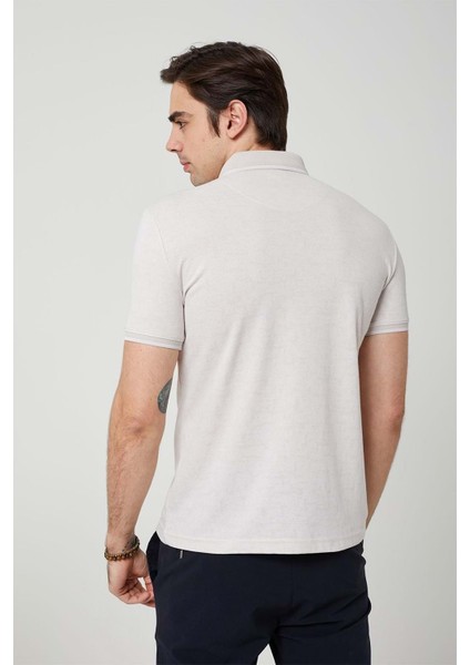 Erkek Yakalı Krem Tshirt