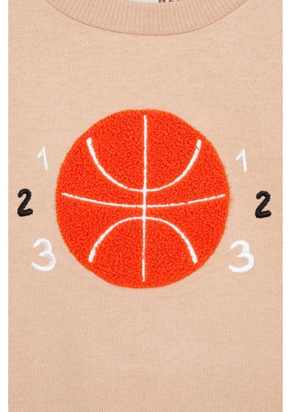 Basket Topu Nakışlı Bej Renk Erkek Çocuk Sweatshirt fiyatları