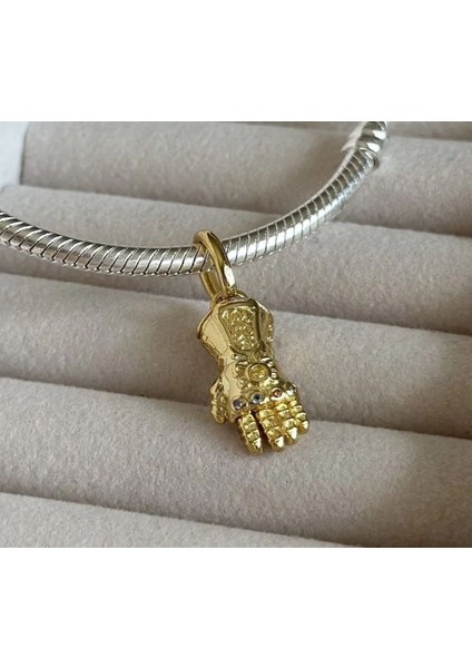 Avengers Infinity Gauntlet Sallantılı Charm indirimleri