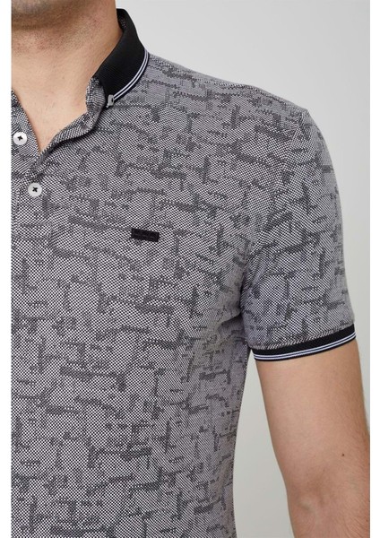 Erkek Yakalı Siyah Tshirt
