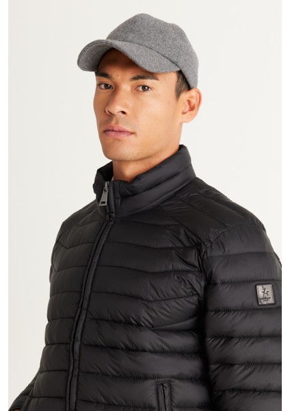 ALTINYILDIZ CLASSICS Altınyıldız Classics Altınyıldız Classics STANDART FİT DİK YAKA SİYAH MONT indirimleri