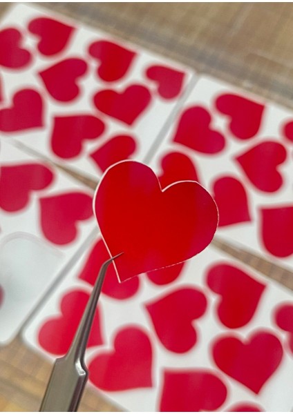 Kalp Sticker Kırmızı 3x3,5 cm 4 Parça 40 Adet