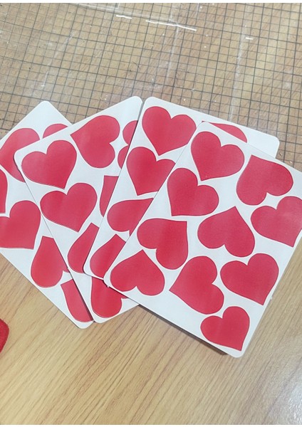 Kalp Sticker Kırmızı 3x3,5 cm 4 Parça 40 Adet fiyatları