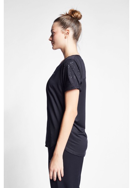 Kadın Antrenman Kısa Kollu T-Shirt 24B-2018 fiyatları