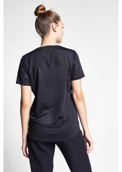 Kadın Antrenman Kısa Kollu T-Shirt 24B-2018 fırsatları