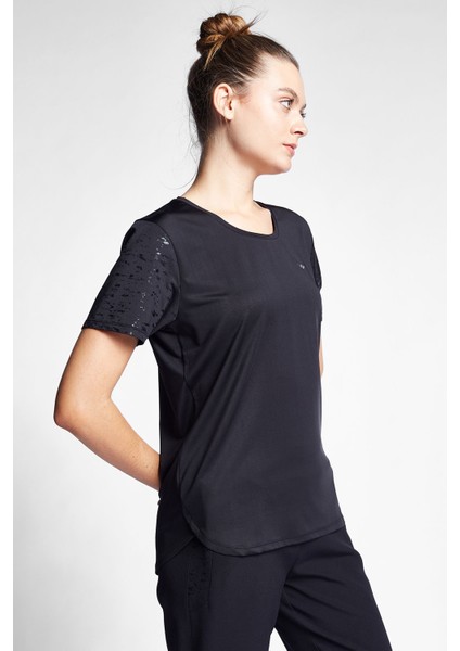 Kadın Antrenman Kısa Kollu T-Shirt 24B-2018 indirimleri