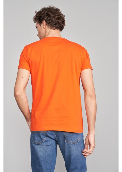 Çetinkaya Mentality 2772 Bisiklet Yaka Penye Slim Fit Nar Çiçeği T-Shırt fırsatları