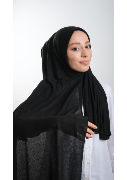 Siyah Pratik Hazır Geçmeli Tesettür Şal Örme Kumaş Sade 2118_01