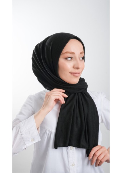 Siyah Pratik Hazır Geçmeli Tesettür Şal Örme Kumaş Sade 2118_01