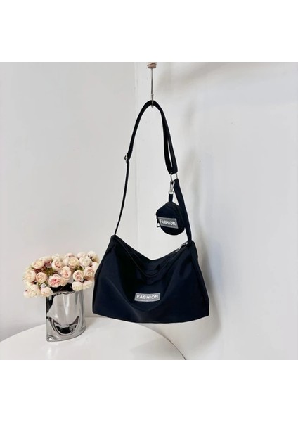 Siyah Yüksek Kaliteli Sonbahar ve Kış Kadın Çantaları, Genç ve Şık Omuz Çantaları, Çok Yönlü ve Günlük Crossbody Çantalar (Yurt Dışından)