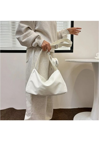 Siyah Yüksek Kaliteli Sonbahar ve Kış Kadın Çantaları, Genç ve Şık Omuz Çantaları, Çok Yönlü ve Günlük Crossbody Çantalar (Yurt Dışından) indirimleri