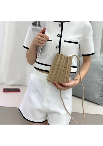 Beyaz Kadın Çantası 2023 Yeni Moda Cep Telefonu Çantası Crossbody Küçük Çanta Çok Yönlü Omuz Çantası (Yurt Dışından) indirimleri