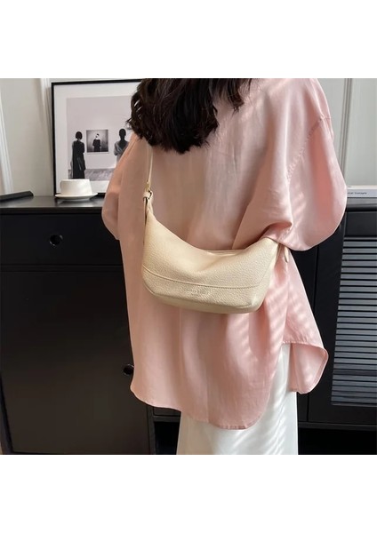 Bej 24X13X8CM 2023 Yeni Tasarımcı Çanta Moda Tüm Maç Omuz Çantası Rahat Büyük Kapasiteli Çanta Kadın Basit Koltukaltı Boston Çanta Dropshiping (Yurt Dışından)