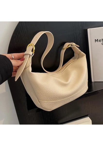 Bej 24X13X8CM 2023 Yeni Tasarımcı Çanta Moda Tüm Maç Omuz Çantası Rahat Büyük Kapasiteli Çanta Kadın Basit Koltukaltı Boston Çanta Dropshiping (Yurt Dışından) fiyatları