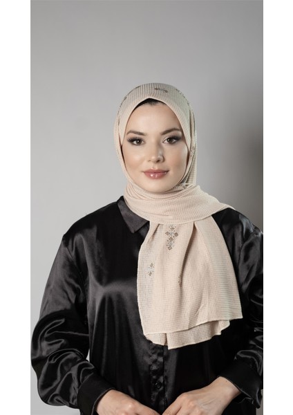 Bej Pratik Hazır Geçmeli Tesettür Şal Örme Kumaş Taşlı Çiçek Desenli 2118C_12