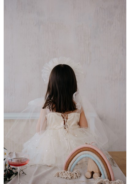 Elisabetta Krem Rengi Tül Parti Elbisesi indirimleri