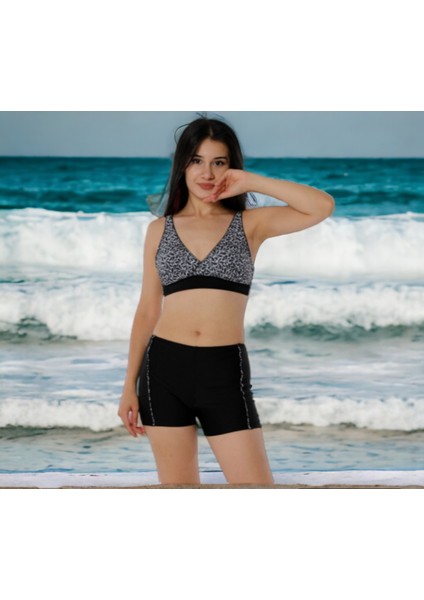 Kruvaze Desenli Şortlu Büyük Beden Bikini