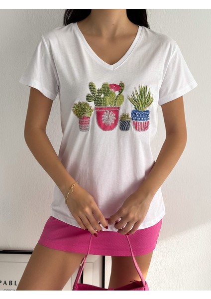 Pul Payet Kadın V Yaka T-Shirt Kaktüs Desen Beyaz Trend fiyatları
