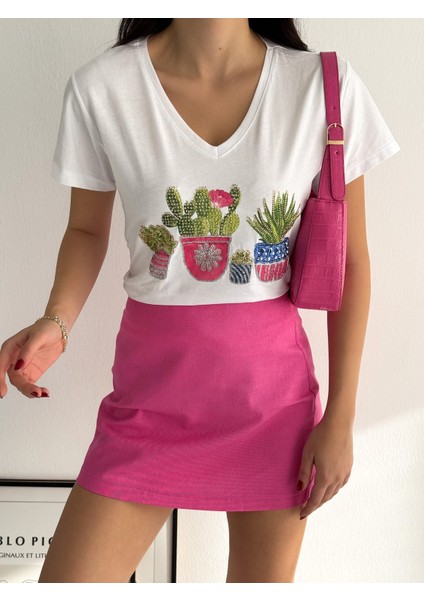 Pul Payet Kadın V Yaka T-Shirt Kaktüs Desen Beyaz Trend modelleri
