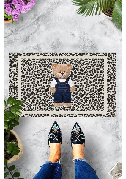 Dijital Baskılı Leopar Desenli Ayıcık Motifli Dekoratif Kapı Önü Paspası