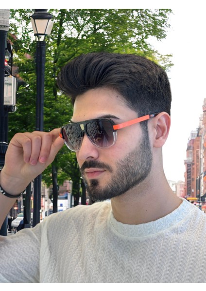 8434 C1 55 Black Güneş Gözlüğü fırsatları