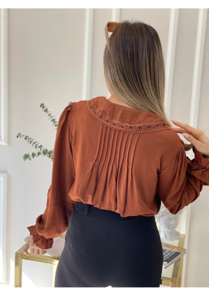 Kadın Acı Kahve Fırfırlı Bohem Güpür Ve Dantel Detaylı Volanlı Tasarım Pamuklu Bluz fırsatları