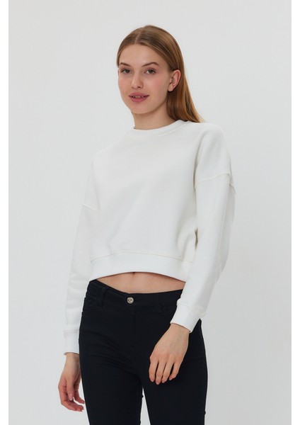 Beyaz Crop Sweatshirt, Crop Sweatshirt, Kadın Sweatshirt, Bisiklet Yaka Sweatshirt