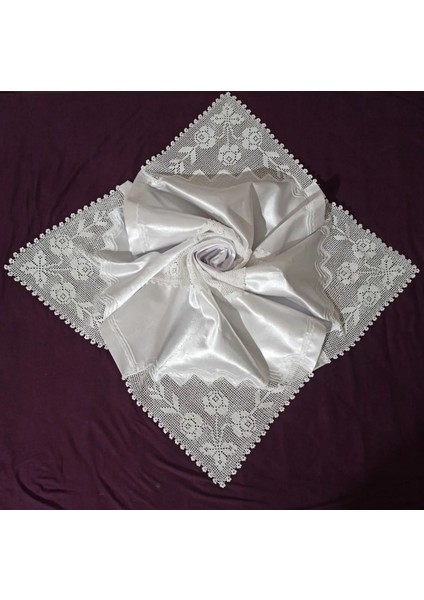8 Köşeli El Işi Dantel Bohça 100 *100 cm Boyutunda - Saplı 3 Gül Model