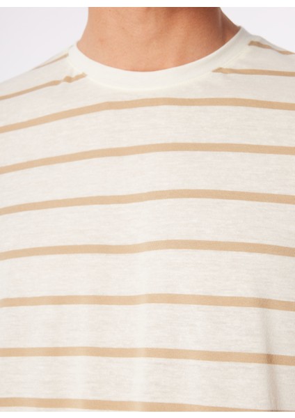 Bisiklet Yaka Çizgili Deve Tüyü Erkek T-Shirt FC4SM-TST 0893 indirimleri