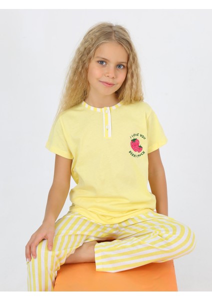 Kız Çocuk Kısa Kollu %100 Pamuklu Strawberry Pijama Takımı Sarı